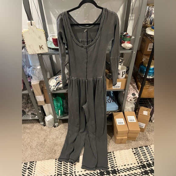 Free People Movement Hot Shot Wide-Leg Onesie, SMALL NWOT - Picture 2 of 3